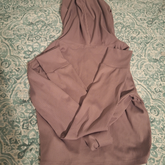 Basic Top - Picture 3 of 3